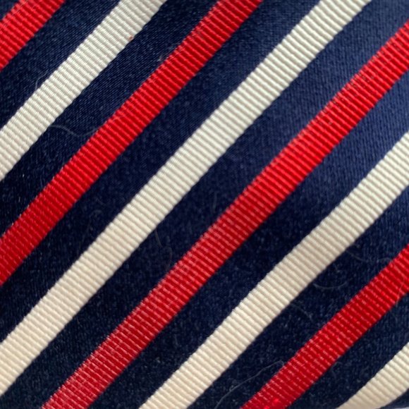 Vintage Chaps Red, White and Blue Diagonally Striped Silk Tie - Hand Made - Picture 5 of 10